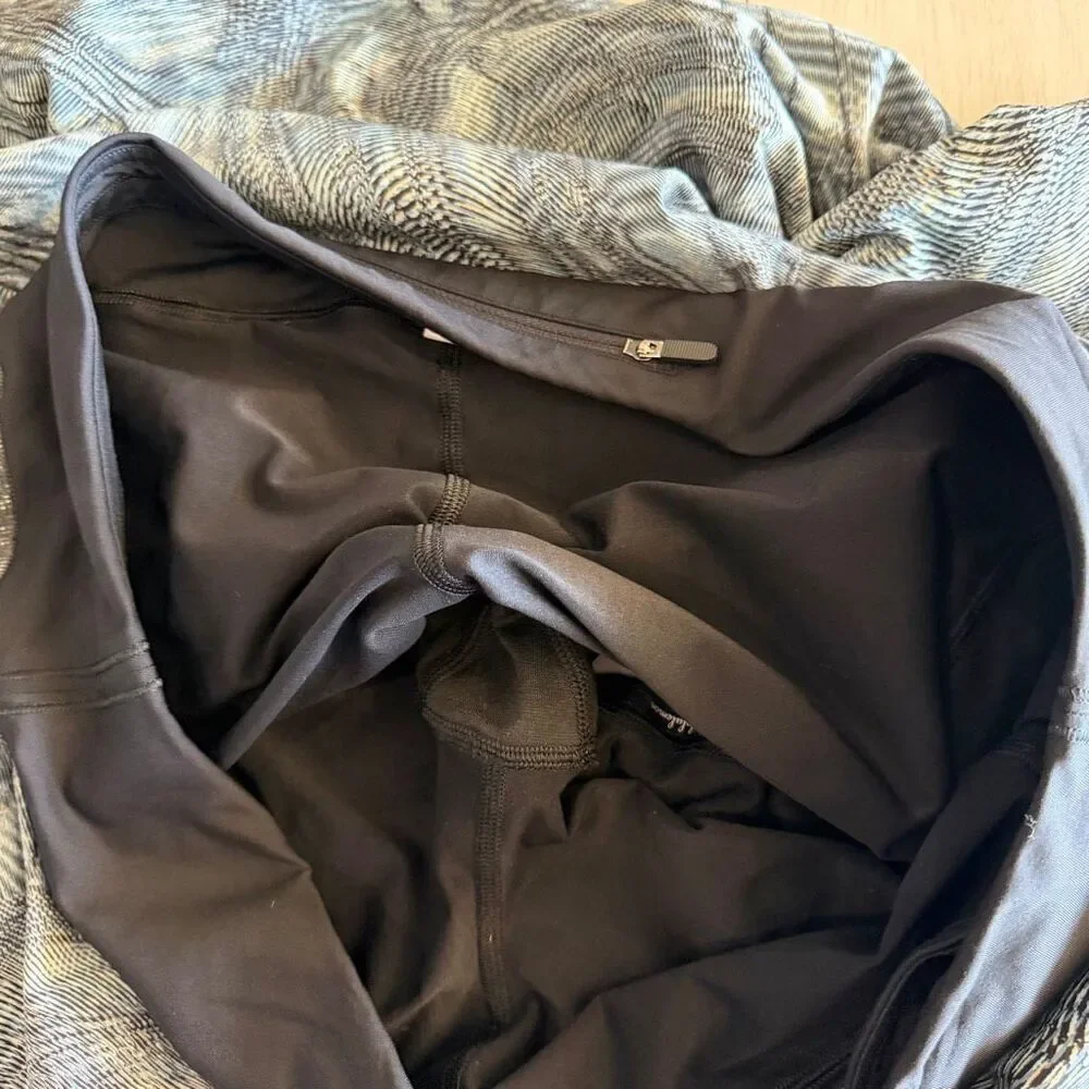 Lululemon women’s skirt short size 14T